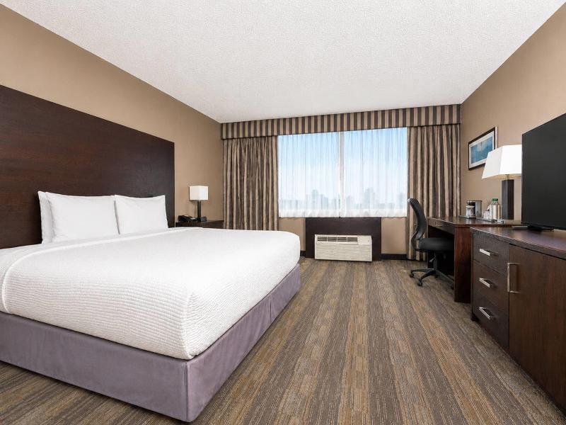 Radisson Hotel Winnipeg Downtown image