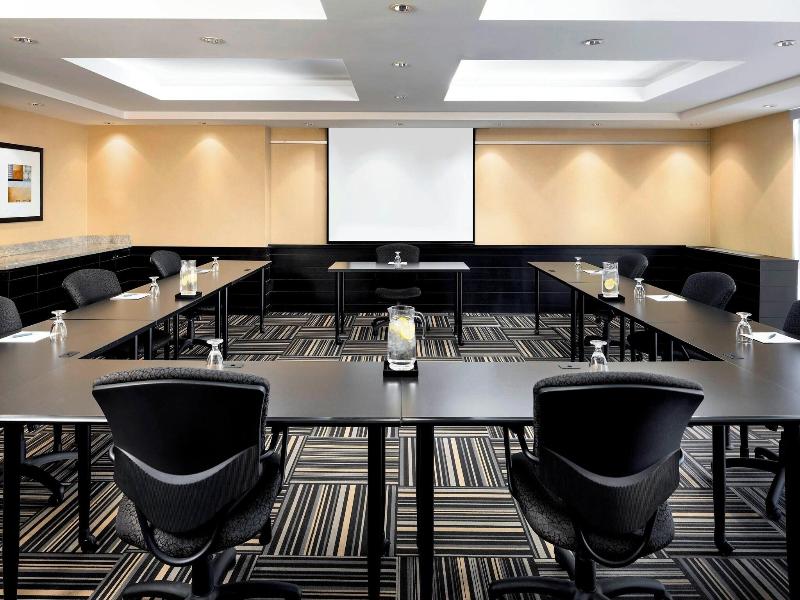 Four Points by Sheraton Meadowvale