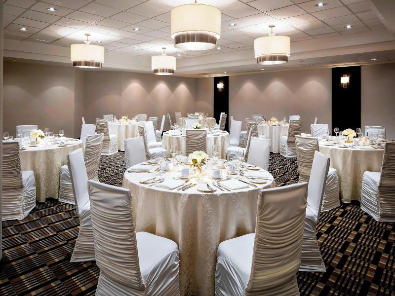 Four Points by Sheraton Meadowvale
