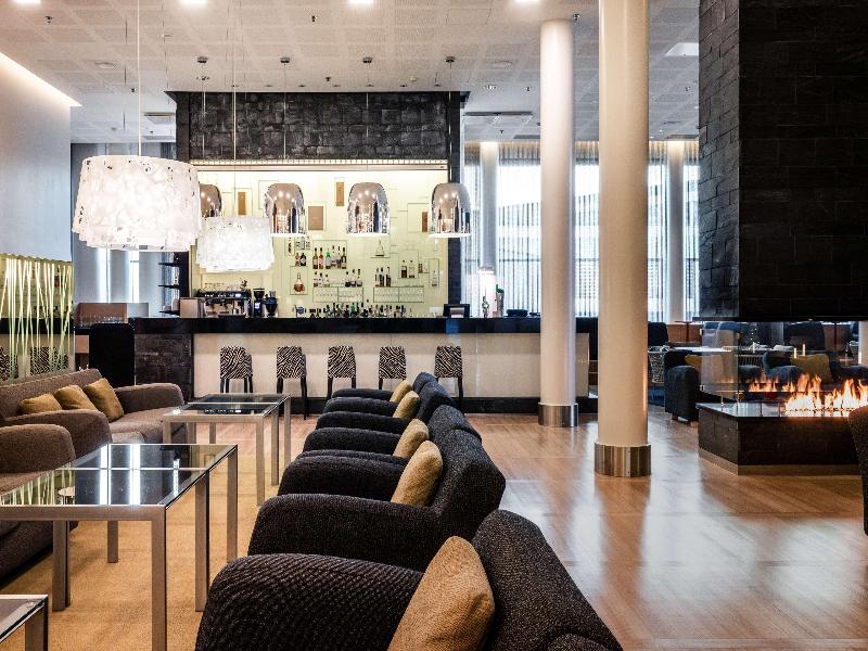 Hilton Helsinki-Vantaa Airport image