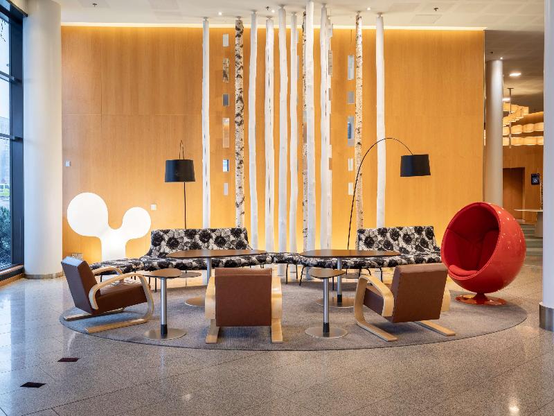 Hilton Helsinki-Vantaa Airport image