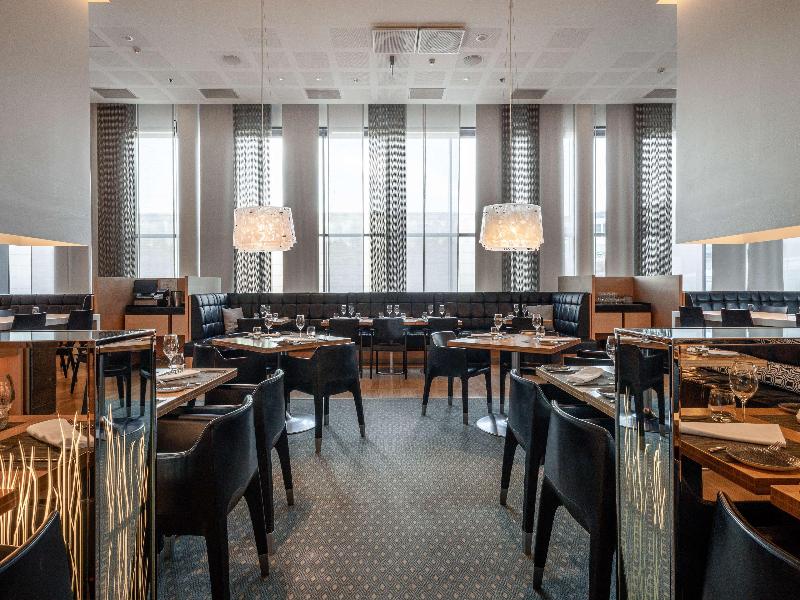 Hilton Helsinki-Vantaa Airport image