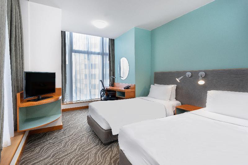 Holiday Inn Express Causeway Bay Hong Kong image