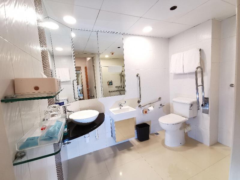 Holiday Inn Express Causeway Bay Hong Kong image