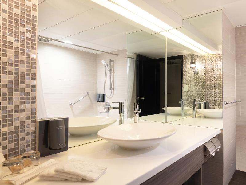 Panda Hotel image