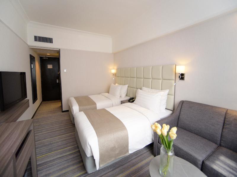 Panda Hotel image