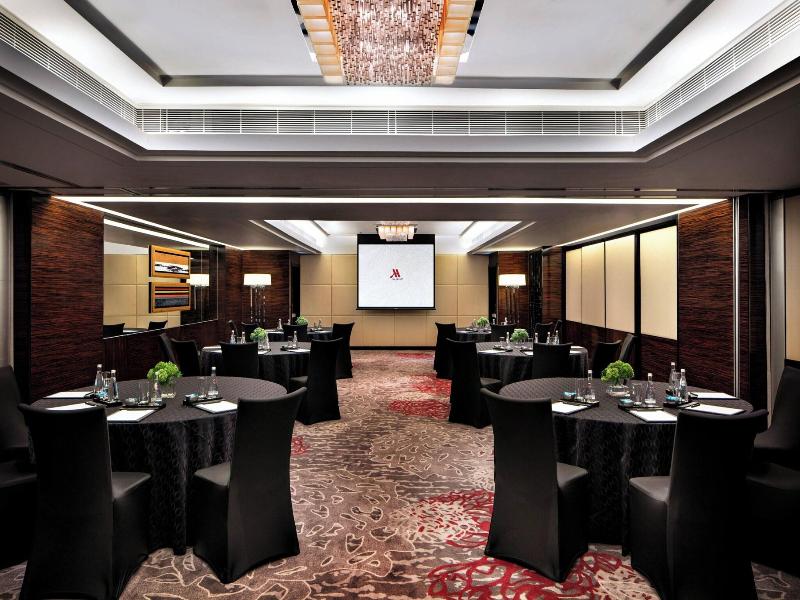 Hong Kong SkyCity Marriott hotel image