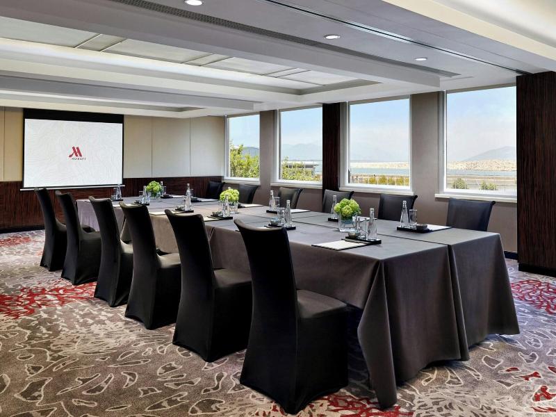 Hong Kong SkyCity Marriott hotel image