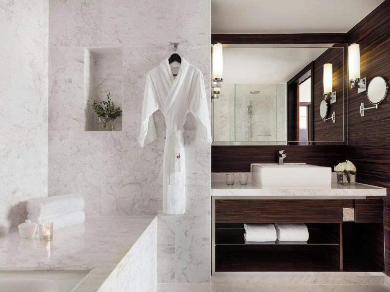 Hong Kong SkyCity Marriott hotel image