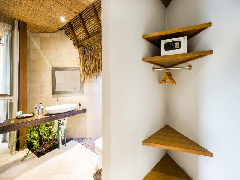 Nusa Lembongan Resort image