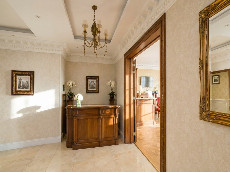 Ashburn Hotel image