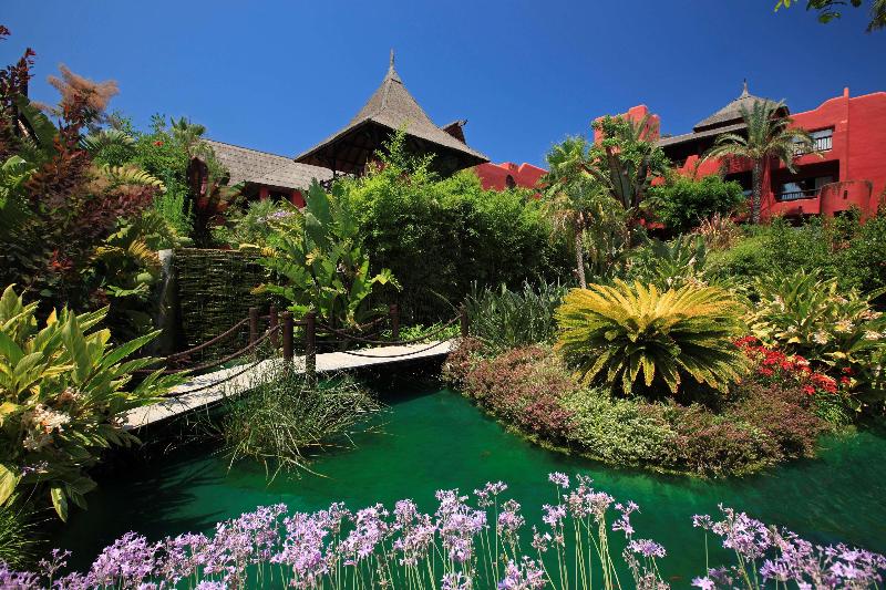 Asia Gardens Hotel & Thai Spa, a Royal Hideaway Ho image