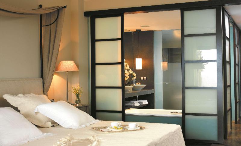 Asia Gardens Hotel & Thai Spa, a Royal Hideaway Ho image