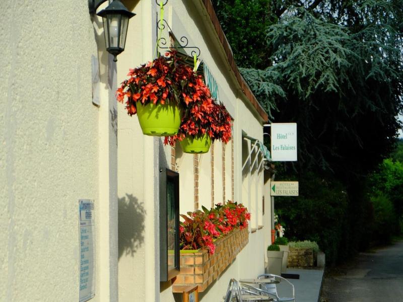 Hôtel Restaurant Les Falaises image