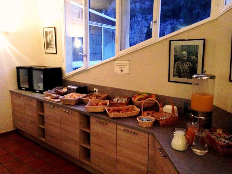 Hôtel Restaurant Les Falaises image