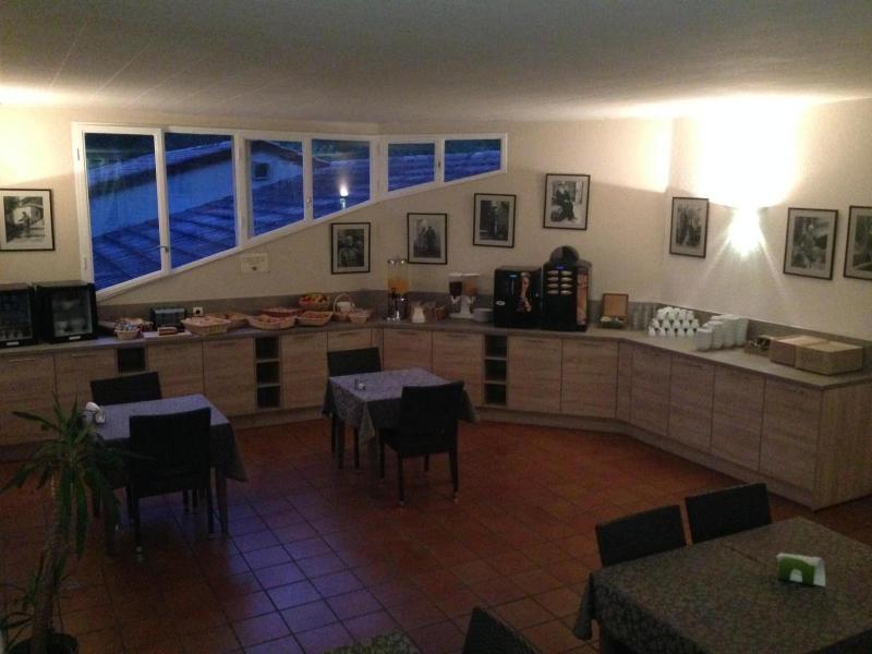Hôtel Restaurant Les Falaises image
