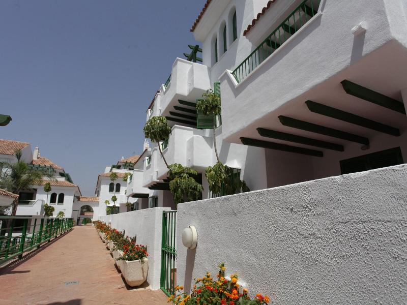 Hotel Apartamentos Manilva Sun image