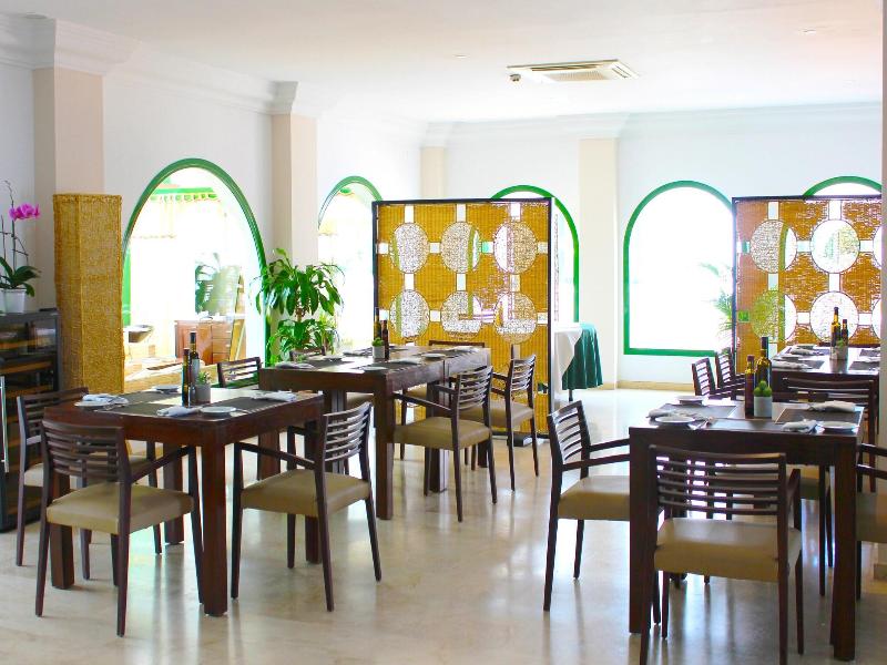 Hotel Apartamentos Manilva Sun image