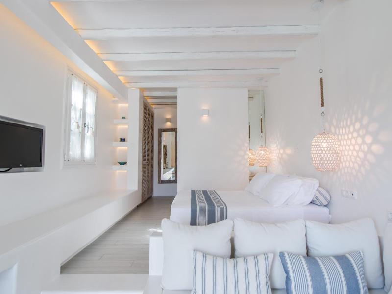 Villa Marandi Luxury Suites image