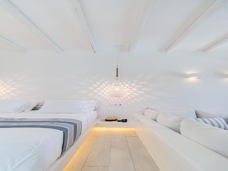 Villa Marandi Luxury Suites image