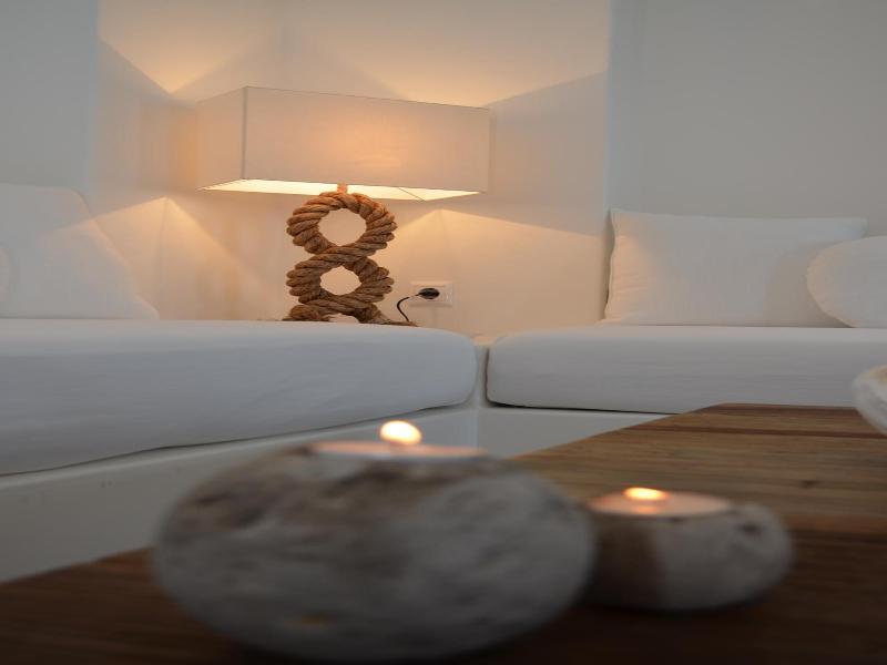 Villa Marandi Luxury Suites image