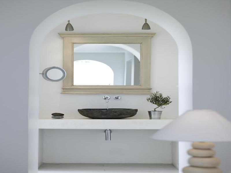 Villa Marandi Luxury Suites image