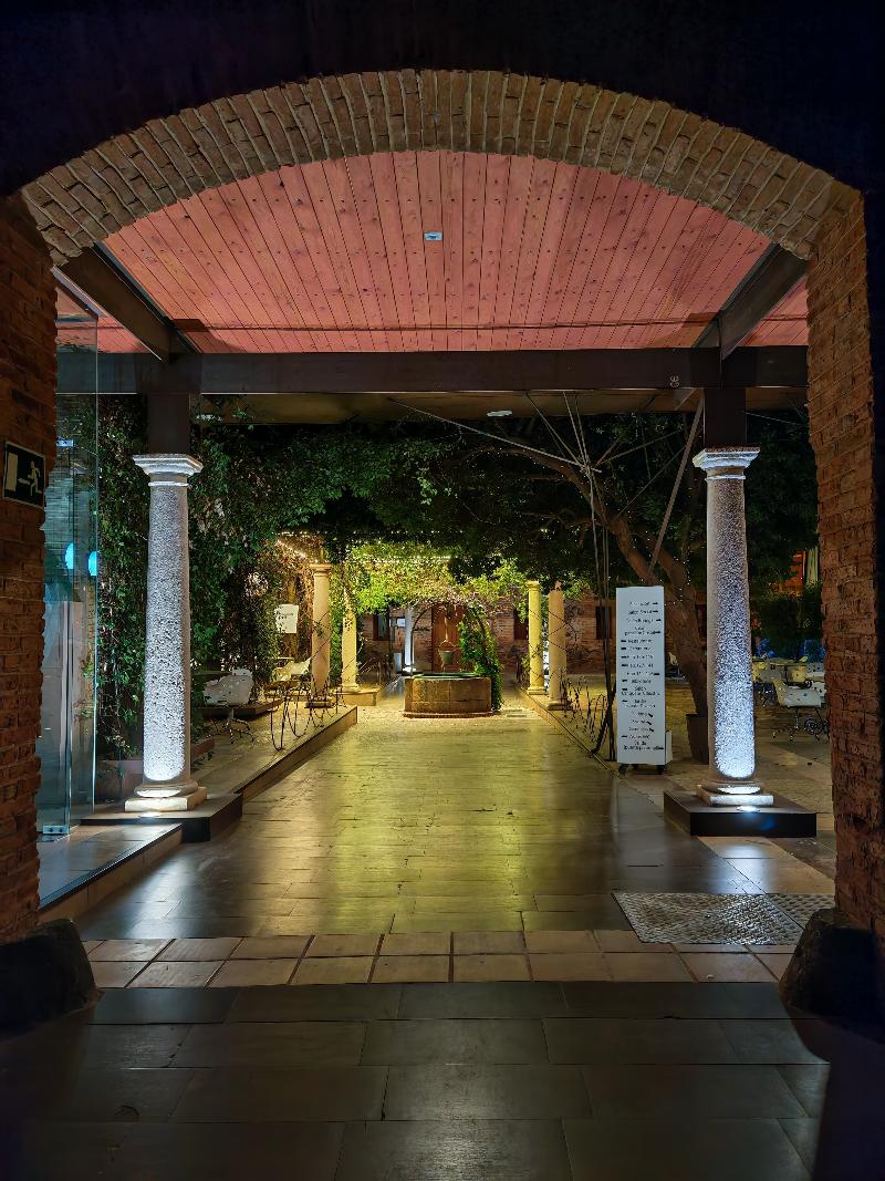 Palacio de la Serna image
