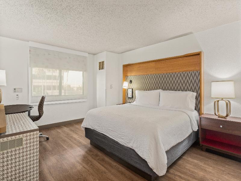 Holiday Inn Tampa Westshore - Airport Area image