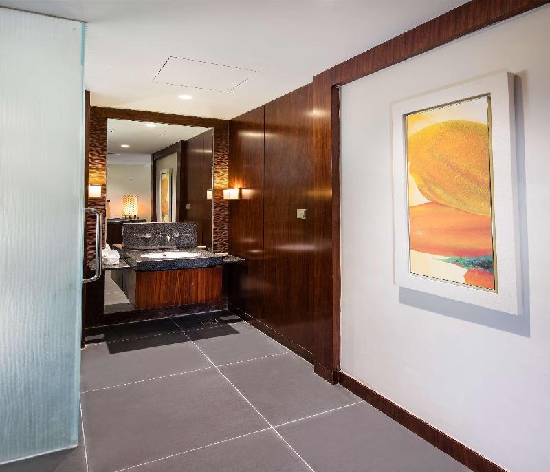Hilton Sanya Yalong Bay Resort & Spa image
