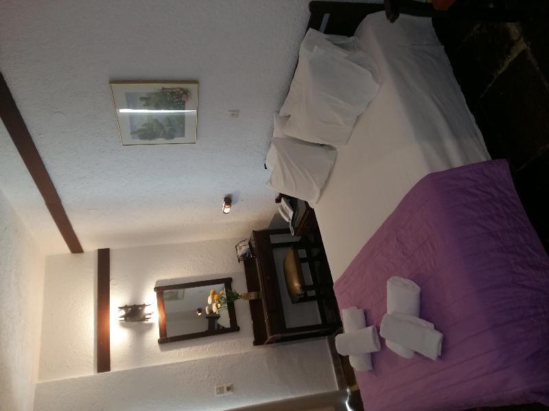 MALIA HOLIDAYS image