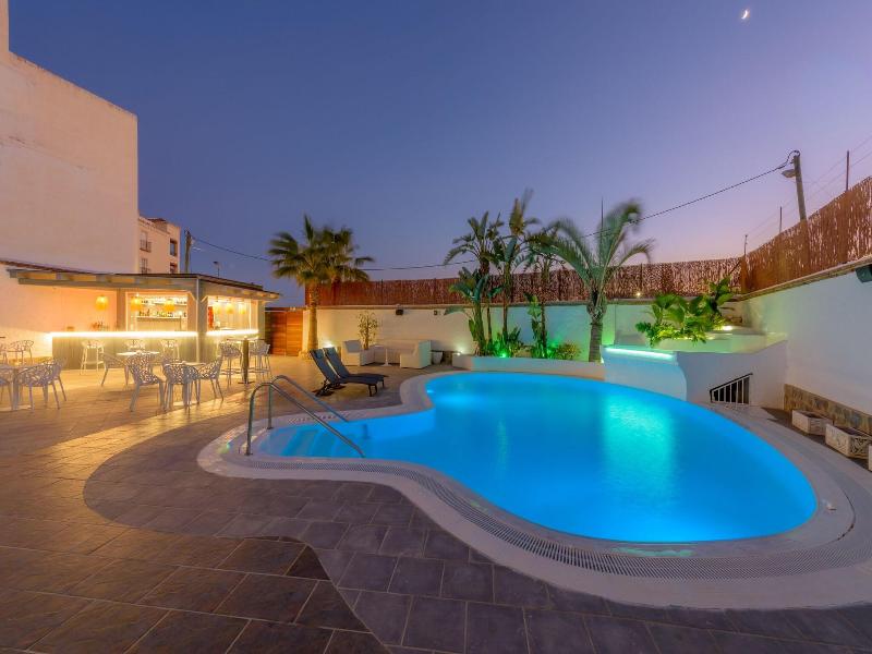 Sibarys Hotel Boutique image