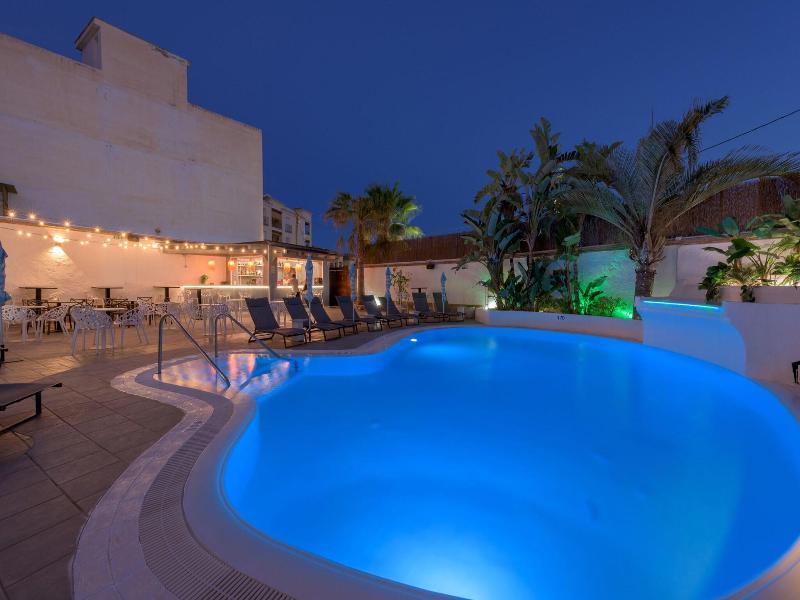 Sibarys Hotel Boutique image