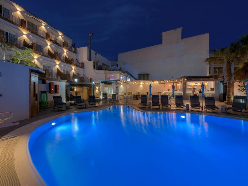 Sibarys Hotel Boutique image