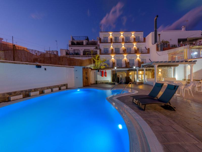 Sibarys Hotel Boutique image