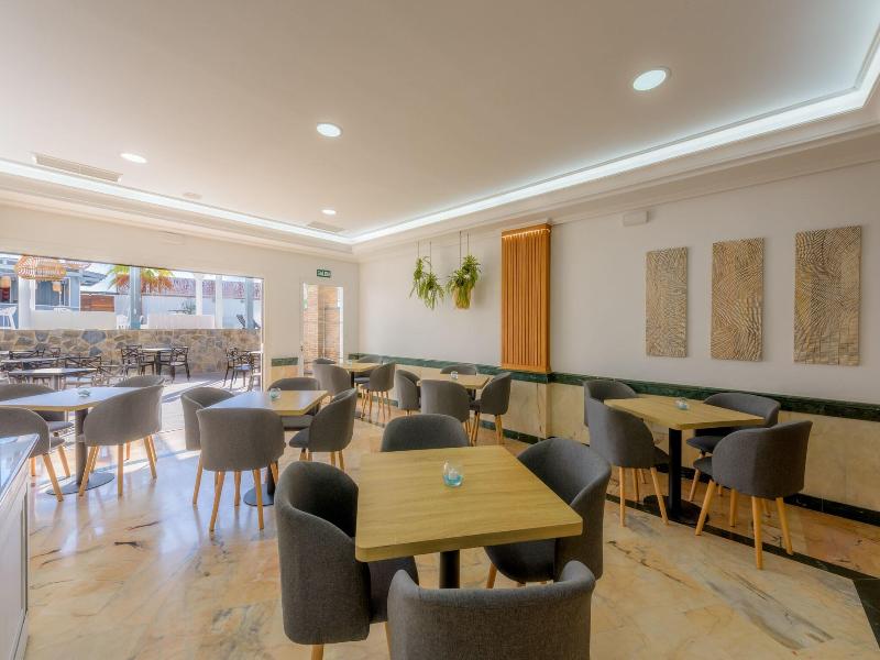 Sibarys Hotel Boutique image