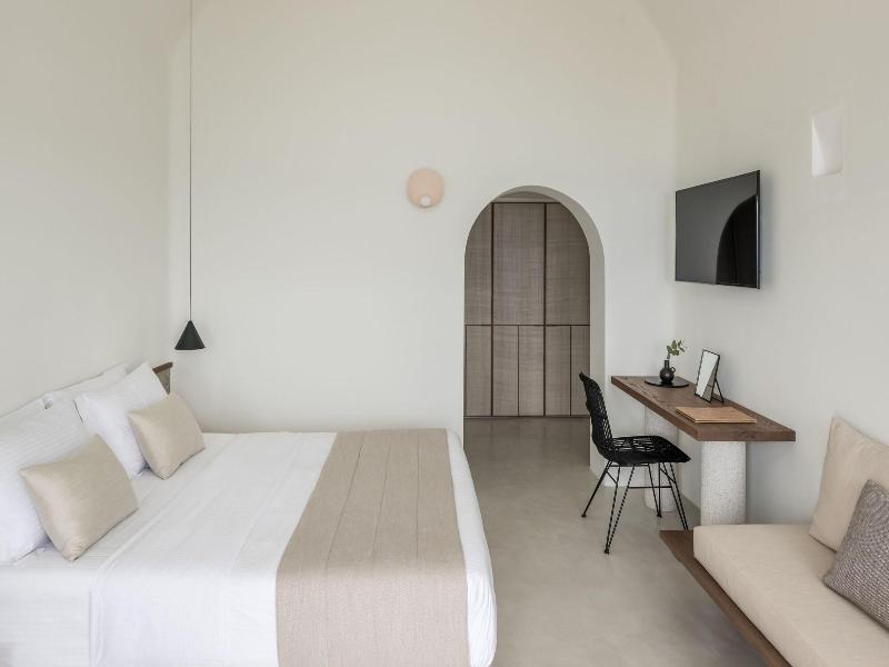 Enigma Apartments — photo 2