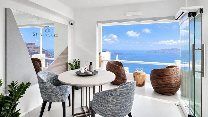 Sun Rocks Boutique Hotel | Caldera View Suites  image
