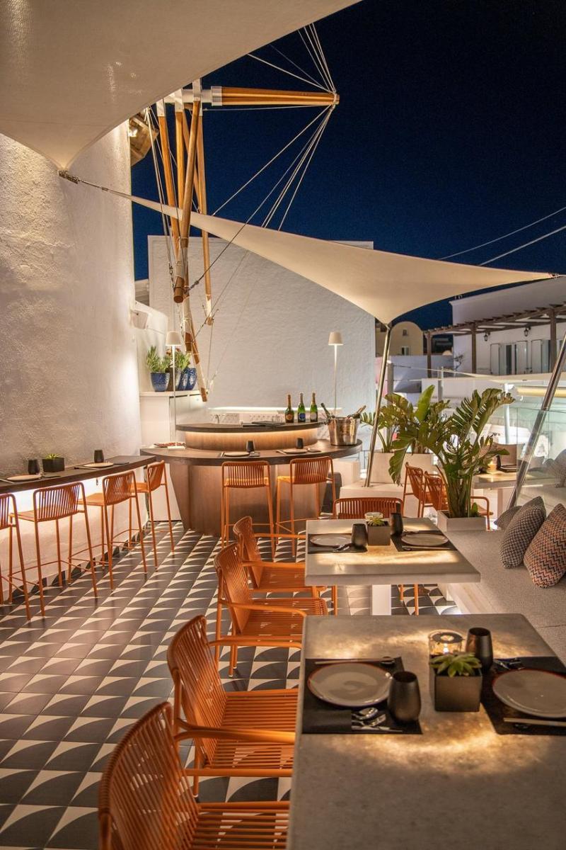 Sun Rocks Boutique Hotel | Caldera View Suites  image