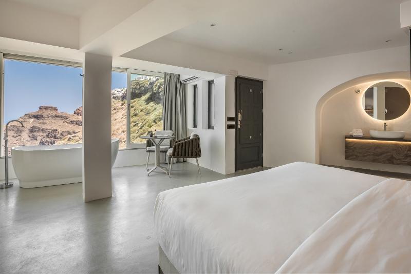 Sun Rocks Boutique Hotel | Caldera View Suites  image