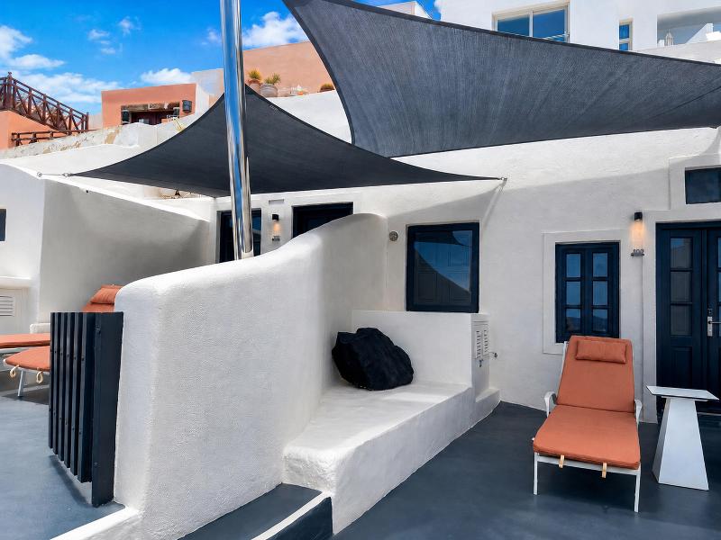 SUITE WITH JACUZZI — photo 4