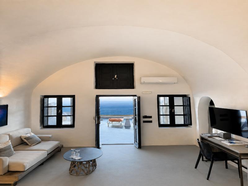 SUITE WITH JACUZZI — photo 5
