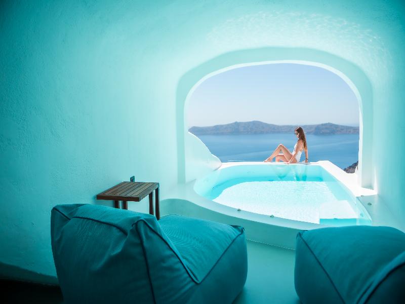 Sun Rocks Boutique Hotel | Caldera View Suites  image