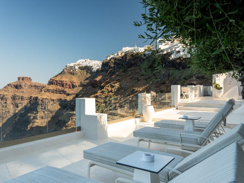 Sun Rocks Boutique Hotel | Caldera View Suites  image