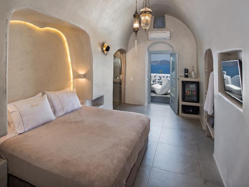 Athina Luxury Suites image