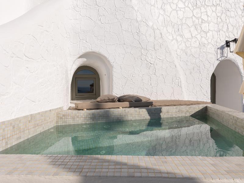 Athina Luxury Suites image