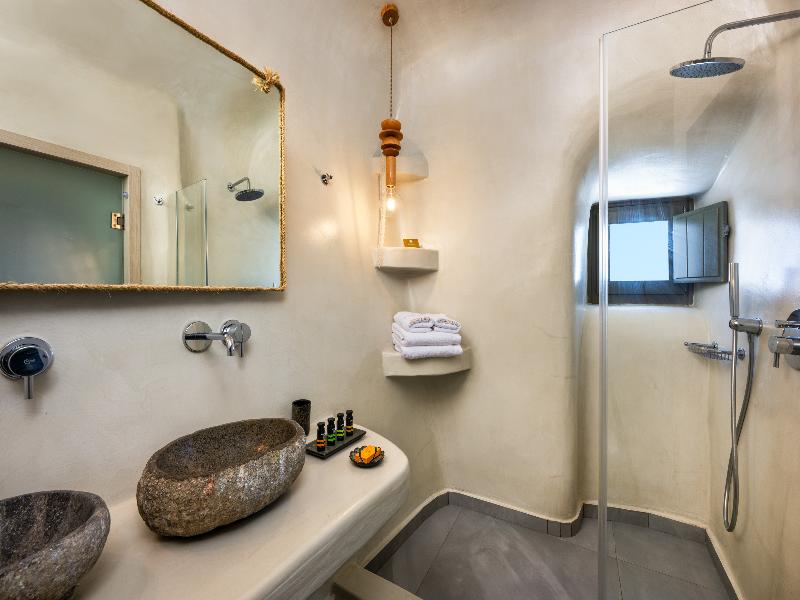 Athina Luxury Suites image