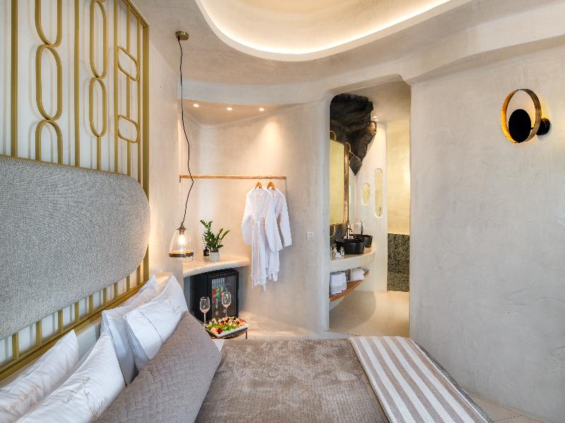 Athina Luxury Suites image