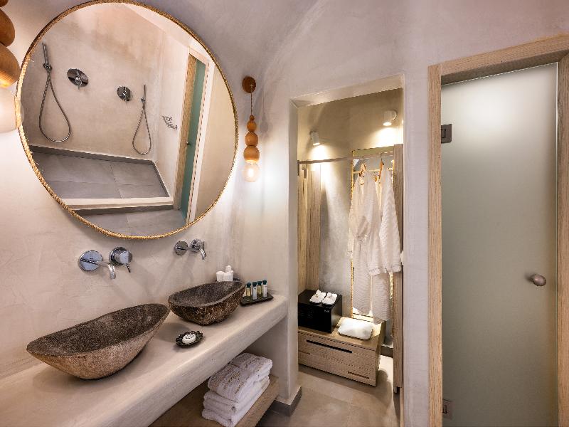 Athina Luxury Suites image