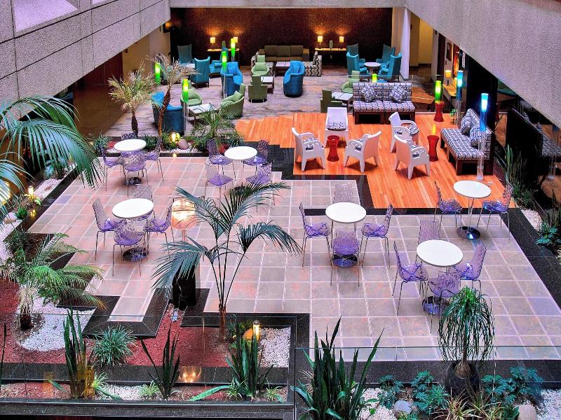 Courtyard Mexico City Revolucion image