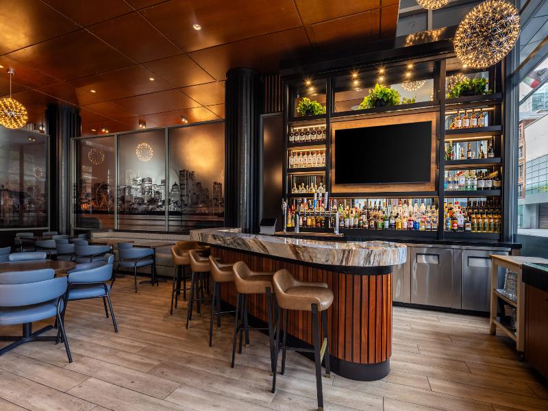 Embassy Suites Hotel Montreal image